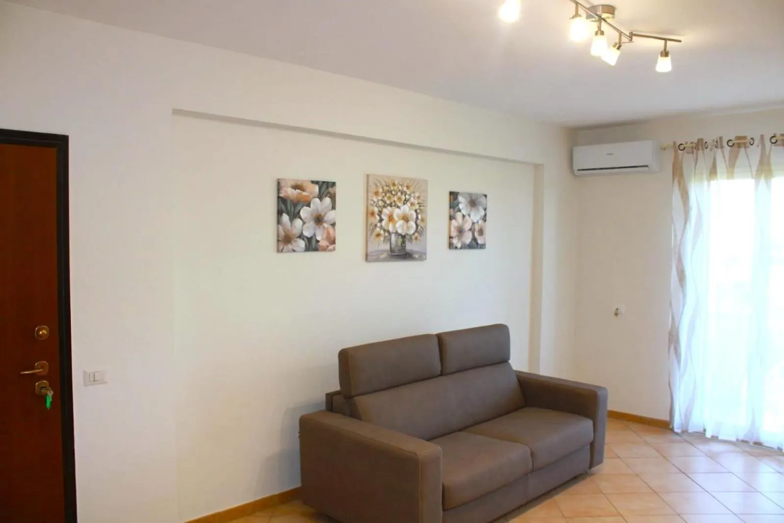 A Due Passi Da Apartment Mascali